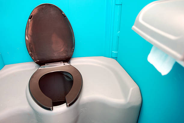 Best Luxury portable toilet rental  in Atchison, KS